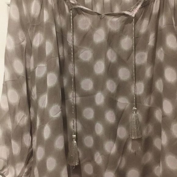 Ecru 100% silk tassel top SZ medium - Picture 3 of 7